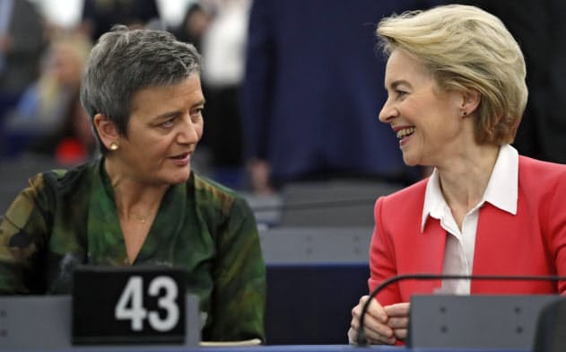 EUの競争力回復のため、フォンデアライエン欧州委員長は3月に新たな産業戦略を発表するが、競争担当のベステアー上級副委員長も合併プロセスを見直す可能性があるという=AP EUの競争力回復のため、フォンデアライエン欧州委員長は3月に新たな産業戦略を発表するが、競争担当のベステアー上級副委員長も合併プロセスを見直す可能性があるという=AP