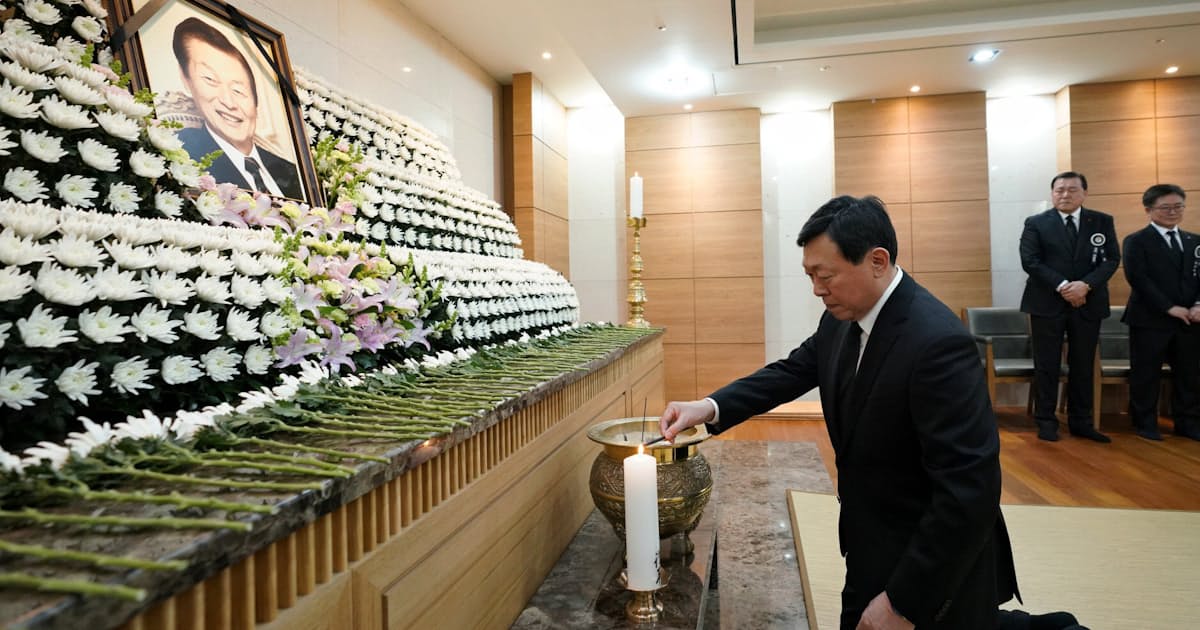 ロッテ創業者負の遺産 後継争い 確執残す 日本経済新聞 ロッテ創業者負の遺産 後継争い 確執残す 日本経済新聞