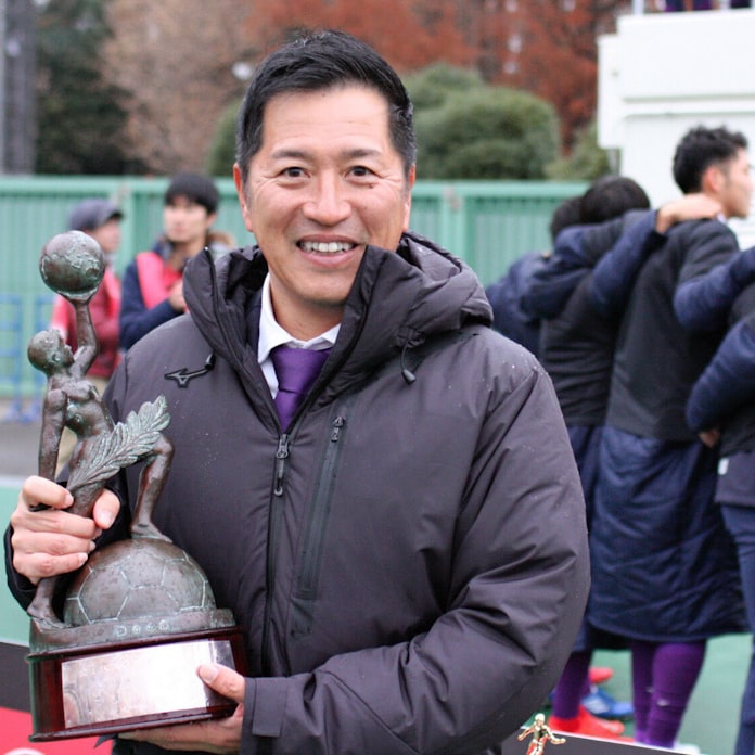 独自布陣で3冠 明大サッカー部監督 栗田大輔 上 日本経済新聞 独自布陣で3冠 明大サッカー部監督 栗田大輔 上 日本経済新聞
