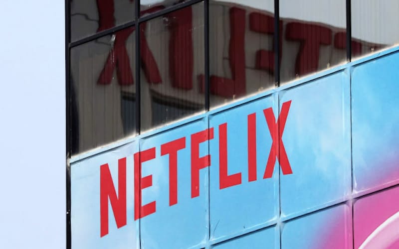 ネットフリックスは米国以外の会員が1億人を突破した=ロイター ネットフリックスは米国以外の会員が1億人を突破した=ロイター