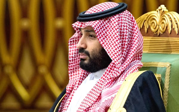 サウジアラビアのムハンマド皇太子に、ベゾス氏が遭ったハッキング被害に関与しているとの疑惑が浮上している=ロイター