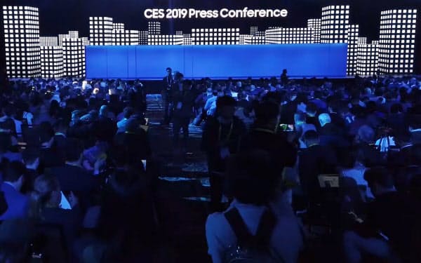 マンダレイ・ベイで開かれたデジタル技術見本市(CES)参加企業の記者会見(米ラスベガス)