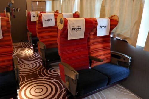 女性専用車両も用意し、多様な乗客の需要に対応する。