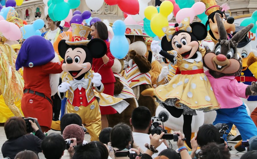 新型コロナ Tdl Tds 肺炎対策 ミッキー 触れ合い減らす 日本経済新聞