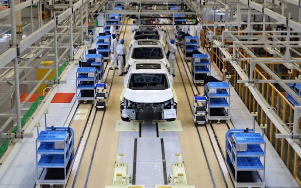 湖北省では中国全体の1割の自動車を生産する（武漢のホンダと東風汽車の合弁工場）=ロイター