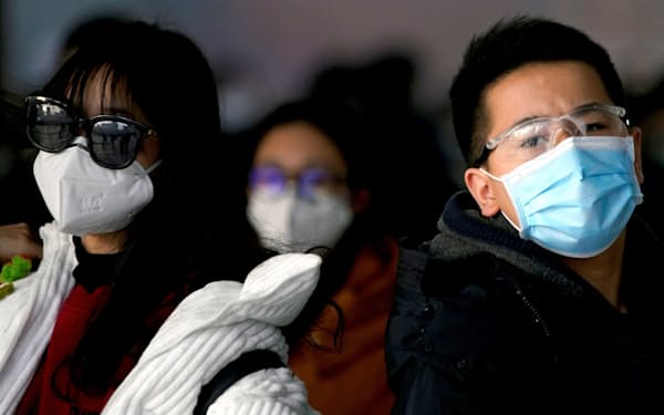 中国国内での感染者増だけでなく、各国でも新型肺炎の影響は拡大している=ロイター