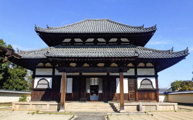 東大寺戒壇堂(4日、奈良市)=共同 東大寺戒壇堂(4日、奈良市)=共同
