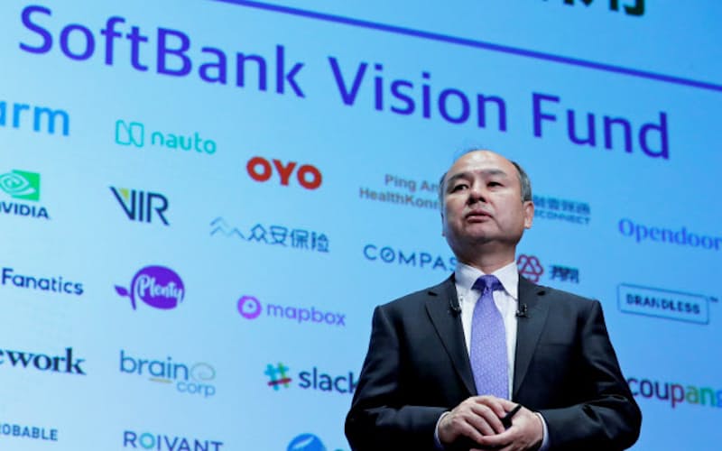 2018年、ビジョンファンドについて会見で説明する孫正義氏=ロイター 2018年、ビジョンファンドについて会見で説明する孫正義氏=ロイター