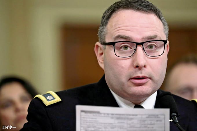 トランプ氏 報復で解任か ウクライナ疑惑証言の高官 日本経済新聞