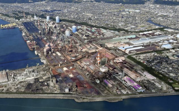 日本製鉄の和歌山製鉄所=2019年10月、和歌山市 日本製鉄の和歌山製鉄所=2019年10月、和歌山市