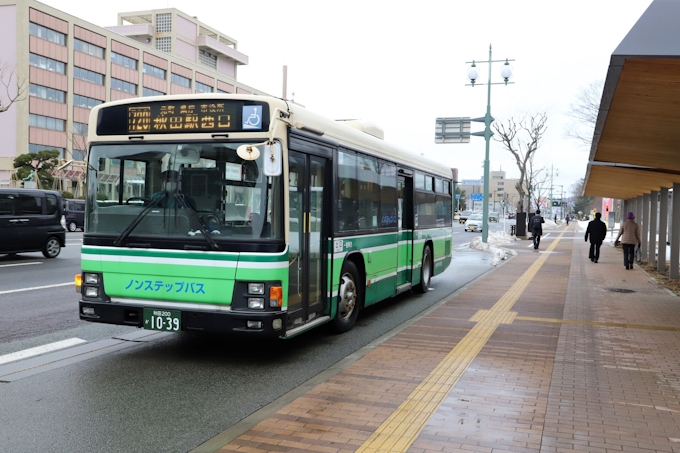 秋田市内のバス 交通系icカードが利用可能に 日本経済新聞