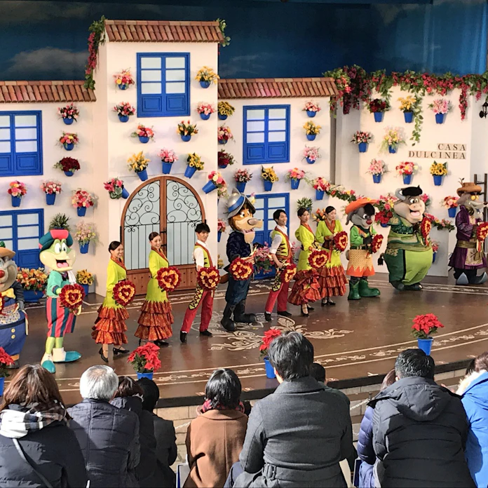 自虐pr の志摩スペイン村 集客130万人に Ar好評 日本経済新聞 自虐pr の志摩スペイン村 集客130万人に Ar好評 日本経済新聞