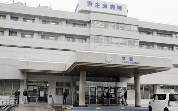 直近の中国渡航歴がない人の感染が確認された（14日、和歌山県湯浅町の済生会有田病院）=共同
