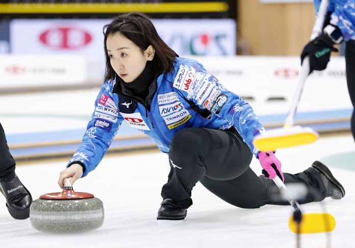 女子はロコ ソラーレが4年ぶり優勝 カーリング日本選手権 日本経済新聞 女子はロコ ソラーレが4年ぶり優勝 カーリング日本選手権 日本経済新聞