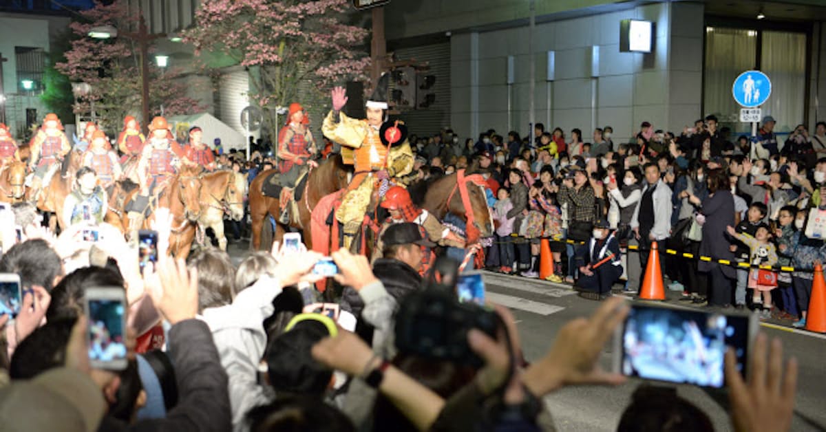 新型コロナ 甲府の 信玄公祭り 4月の開催中止 新型コロナで 日本経済新聞