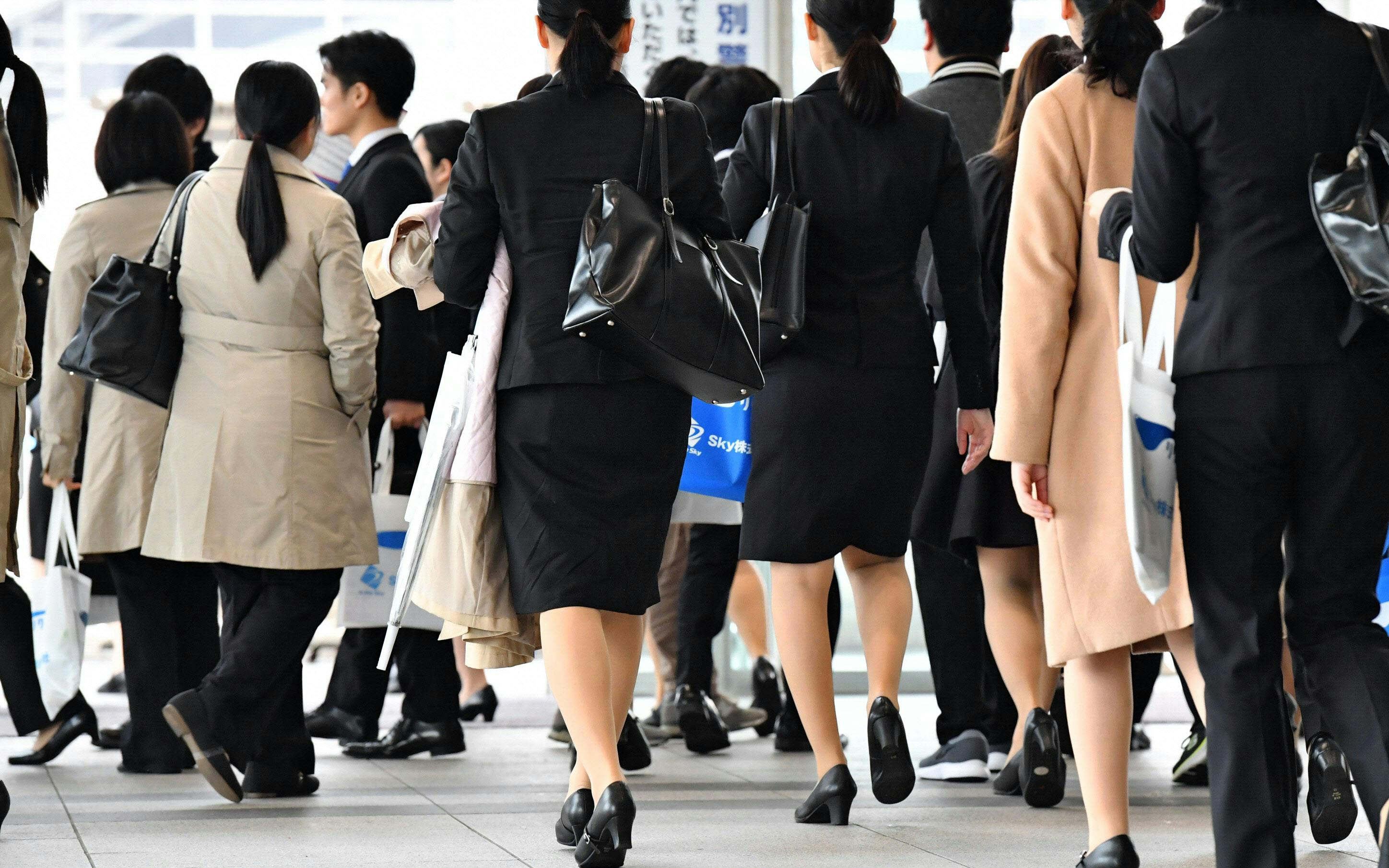 無意識の偏見排除 ユニリーバ 採用で性別記載を廃止 Nikkei Style 無意識の偏見排除 ユニリーバ 採用で性別記載を廃止 Nikkei Style