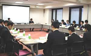 愛知県医師会で試行的に行われたCDR会議(2019年11月) 愛知県医師会で試行的に行われたCDR会議(2019年11月)