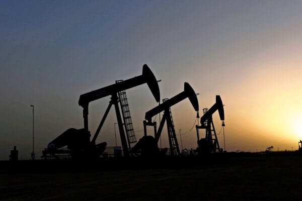 米テキサス州の石油掘削施設=ロイター