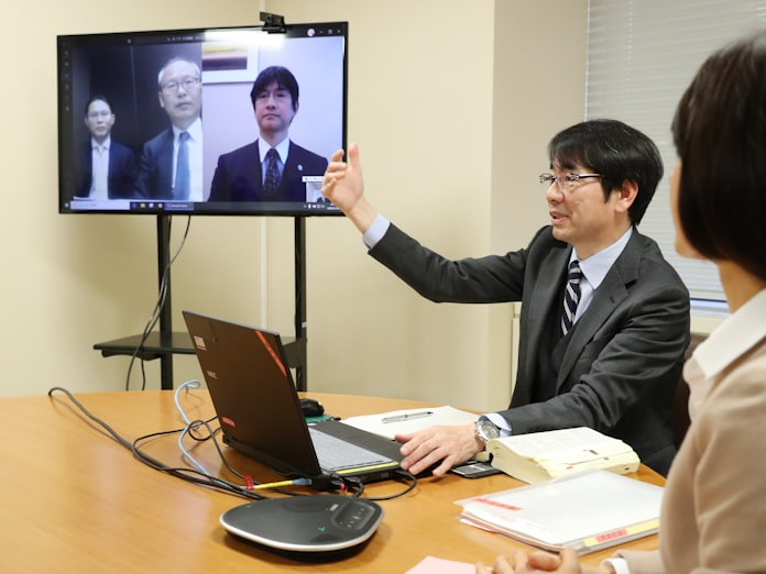 民事裁判 全面オンライン化 22年の法改正めざす 日本経済新聞 民事裁判 全面オンライン化 22年の法改正めざす 日本経済新聞