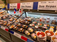 フランス料理の総菜コーナーを初めて設けた(群馬県吉岡町) フランス料理の総菜コーナーを初めて設けた(群馬県吉岡町)