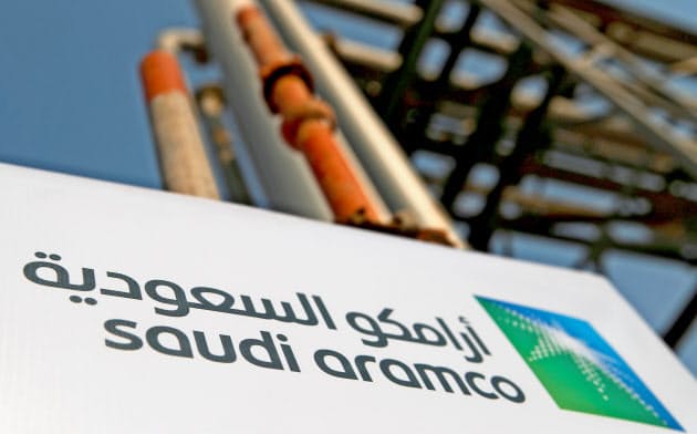 サウジアラビアが需給の調整役を投げ出せば、原油相場に計り知れない影響を及ぼす=ロイター サウジアラビアが需給の調整役を投げ出せば、原油相場に計り知れない影響を及ぼす=ロイター