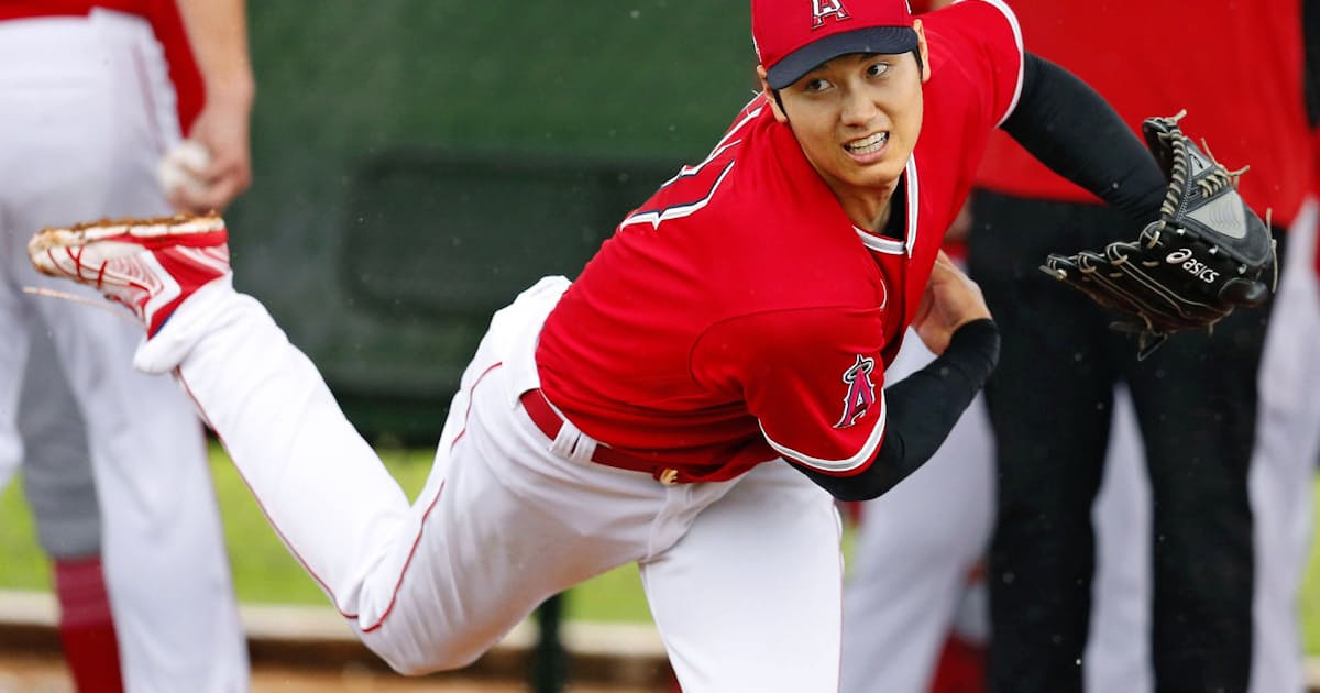 投手大谷の取り組み 手の位置は肘より下か上か 日本経済新聞 投手大谷の取り組み 手の位置は肘より下か上か 日本経済新聞