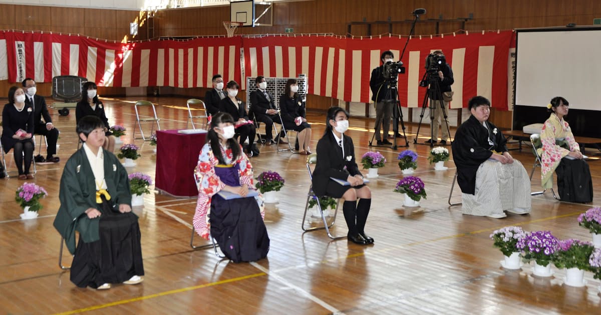 台風浸水の小学校が卒業式 移転先で5人巣立ち 丸森 日本経済新聞 台風浸水の小学校が卒業式 移転先で5人巣立ち 丸森 日本経済新聞