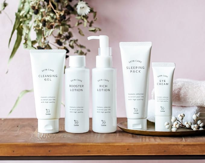 ローソン 初のpb化粧品 無添加にこだわり 日本経済新聞