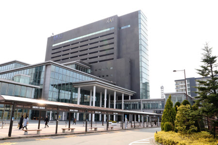 秋田ケーブルテレビ 秋田駅東口ビル管理会社を買収 日本経済新聞