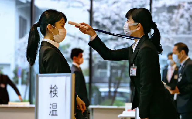 新型コロナで厳戒の入社式、トップ「危機乗り越えて」 新型コロナで厳戒の入社式、トップ「危機乗り越えて」
