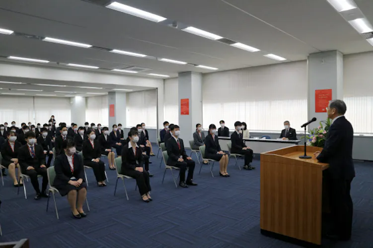 新型コロナ 入社式 信越各社が対応に策 新型コロナで縮小 分散 日本経済新聞