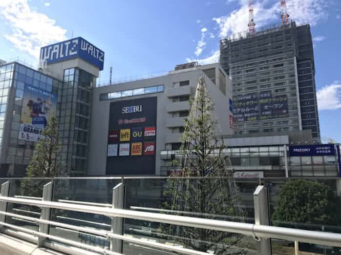 百貨店大手5社売上高 3月3 4割減 コロナで 過去最大の落ち込み 日本経済新聞