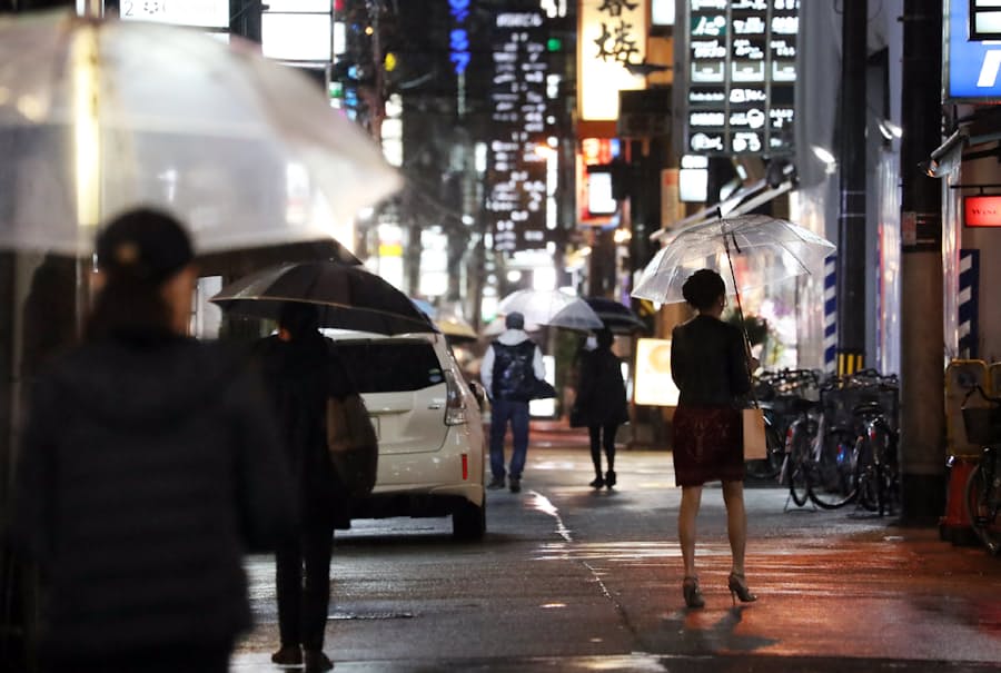 新型コロナ ナイトクラブ客ら18人感染 クラスター発生か 大阪市 日本経済新聞