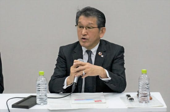 次期中計の方針を説明するリコーの山下良則社長