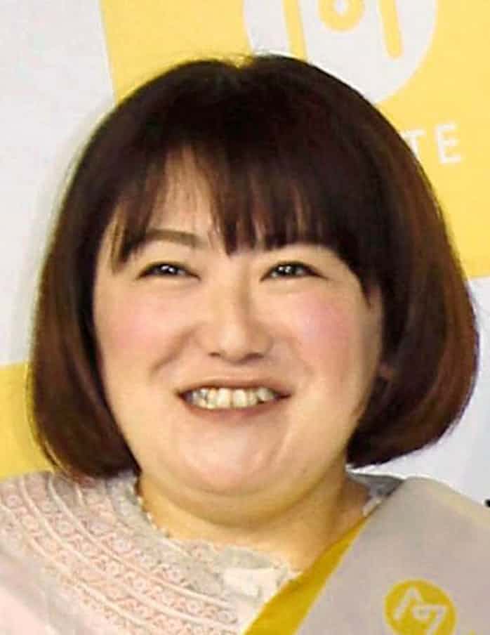 森 三 中 黒沢 血液 型 美人女性麻雀士 水着 森 三 中 黒沢 血液 型 美人女性麻雀士 水着