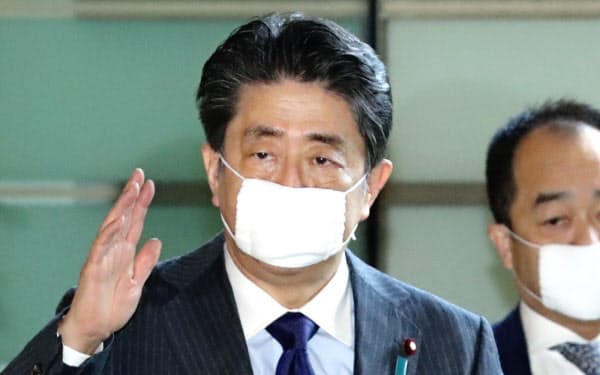 安倍首相は緊急事態宣言を発令する意向を固めた