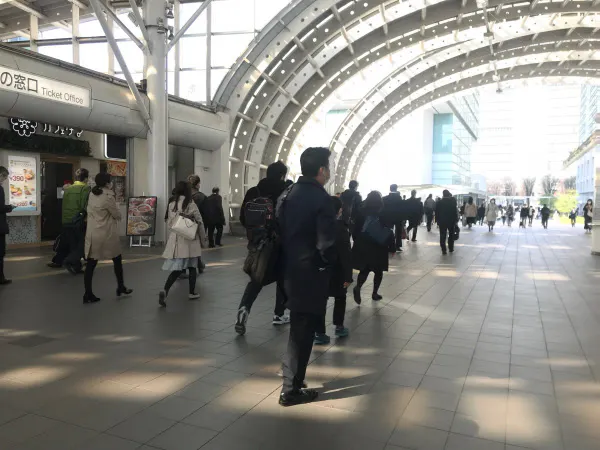 JRさいたま新都心駅前の歩行者デッキ(さいたま市)