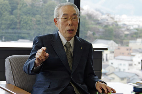 減収に備え 3カ月分の資金用意 セーレン川田氏 日本経済新聞 減収に備え 3カ月分の資金用意 セーレン川田氏 日本経済新聞