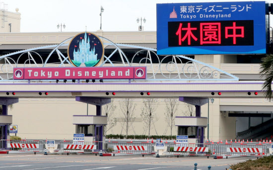 新型コロナ 東京ディズニーリゾート 休園再延長 再開判断は5月 日本経済新聞
