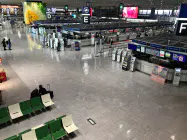 航空機の発着が減り、閑散とした成田空港(3月26日) 航空機の発着が減り、閑散とした成田空港(3月26日)