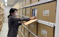 東京都公文書館は都の行政文書だけで約95万件を所蔵している（2020年4月、国分寺市）