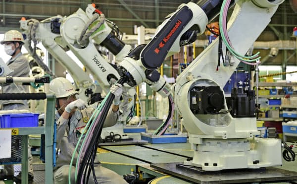 川崎重工業の産業用ロボット