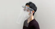 DMM.com(東京・港)はフェースシールド1万セットを生産し医療現場に無償で提供する DMM.com(東京・港)はフェースシールド1万セットを生産し医療現場に無償で提供する