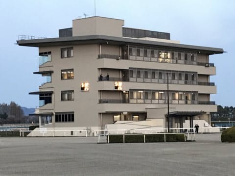 栗東トレセンの調教スタンド