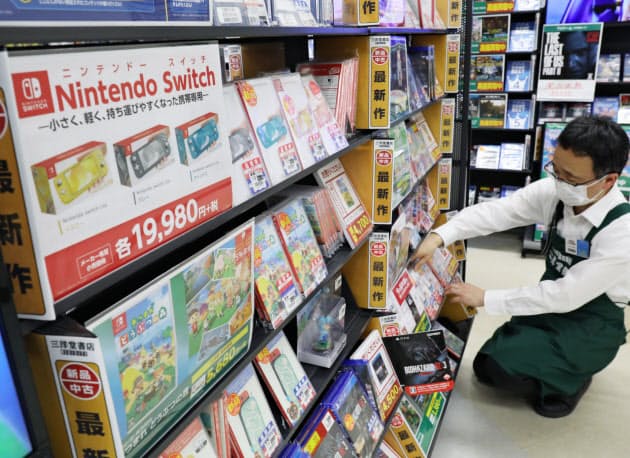 三洋堂書店では家庭用ゲームの販売が8割伸びた(愛知県清須市)