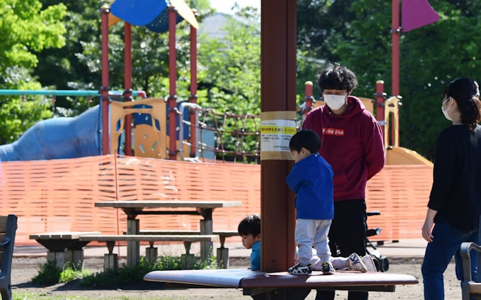 新型コロナ 写真で見る 新型コロナで変わる 12連休 の景色 日本経済新聞 新型コロナ 写真で見る 新型コロナで変わる 12連休 の景色 日本経済新聞