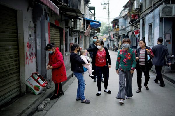 湖北省武漢市では新規感染者が減少していた(4月5日)=ロイター