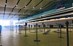 新千歳空港の3月の旅客数は前年同月比7割減と大幅に落ち込んだ 新千歳空港の3月の旅客数は前年同月比7割減と大幅に落ち込んだ