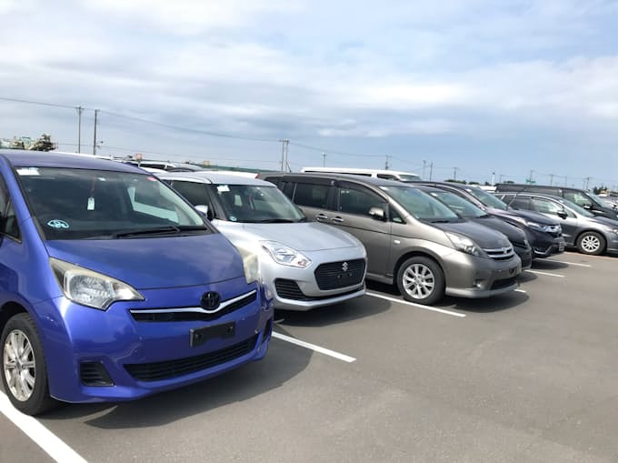 中古車価格4カ月ぶり下落 3月 輸出停滞 日本経済新聞