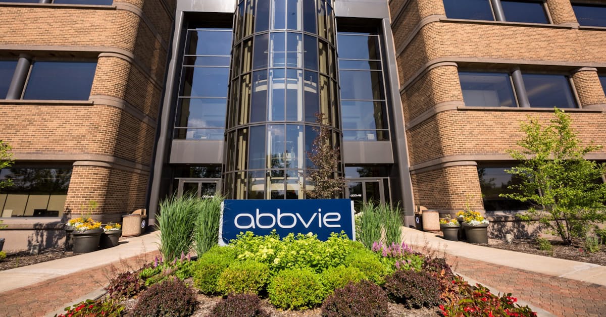 米製薬アッヴィの同業アラガン買収を承認 米独禁当局 日本経済新聞